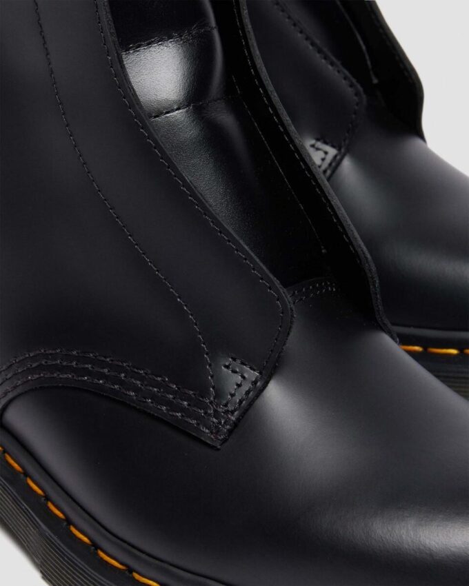 1460 LACELESS Smooth Leather Slip On Boots 1460 LACELESS Smooth Leather Slip On Boots
