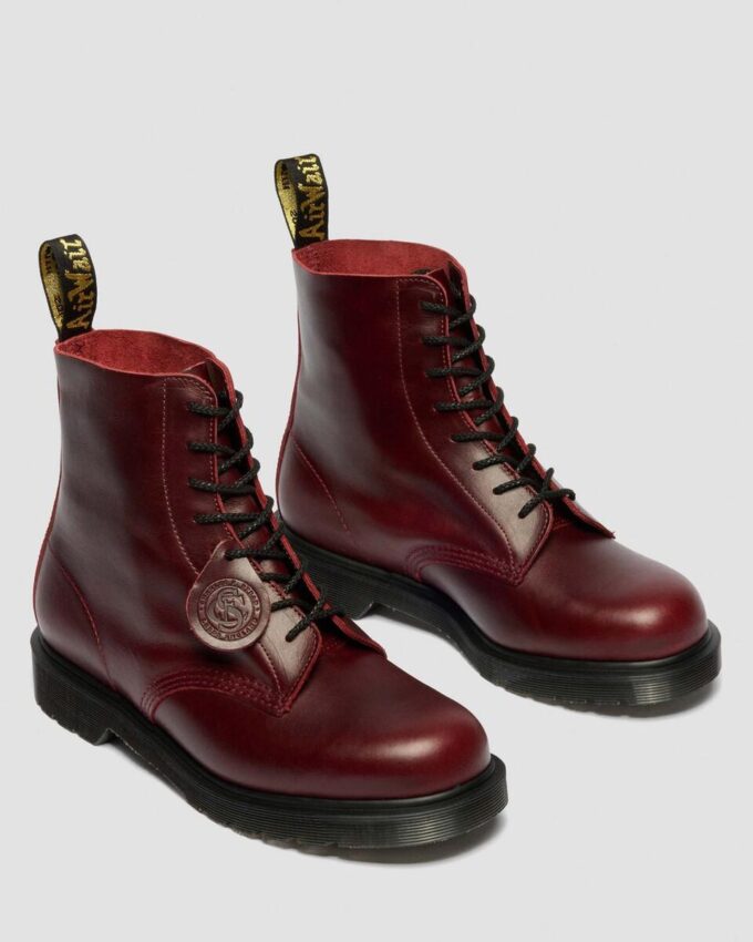 1460 Made In England Classic Calf Leather Boots 1460 Made In England Classic Calf Leather Boots