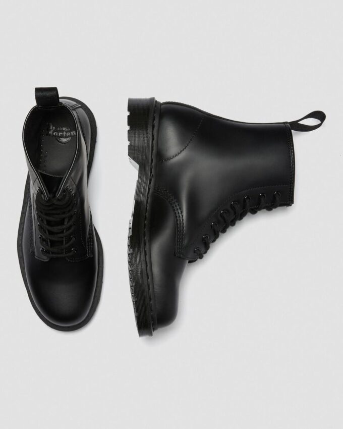 1460 MONO Smooth Leather Lace Up Boots 1460 MONO Smooth Leather Lace Up Boots