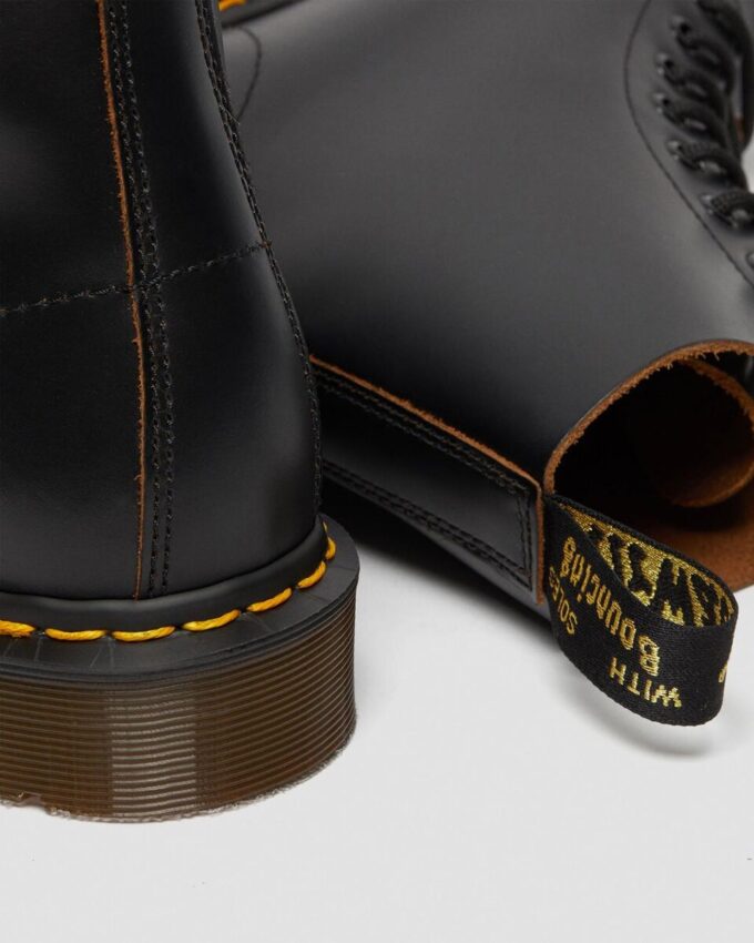 1460 Vintage Made in England Leather Lace Up Boots 1460 Vintage Made in England Leather Lace Up Boots