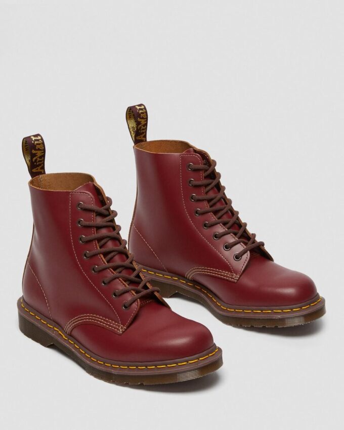 1460 Vintage Made in England Leather Lace Up Boots 1460 Vintage Made in England Leather Lace Up Boots