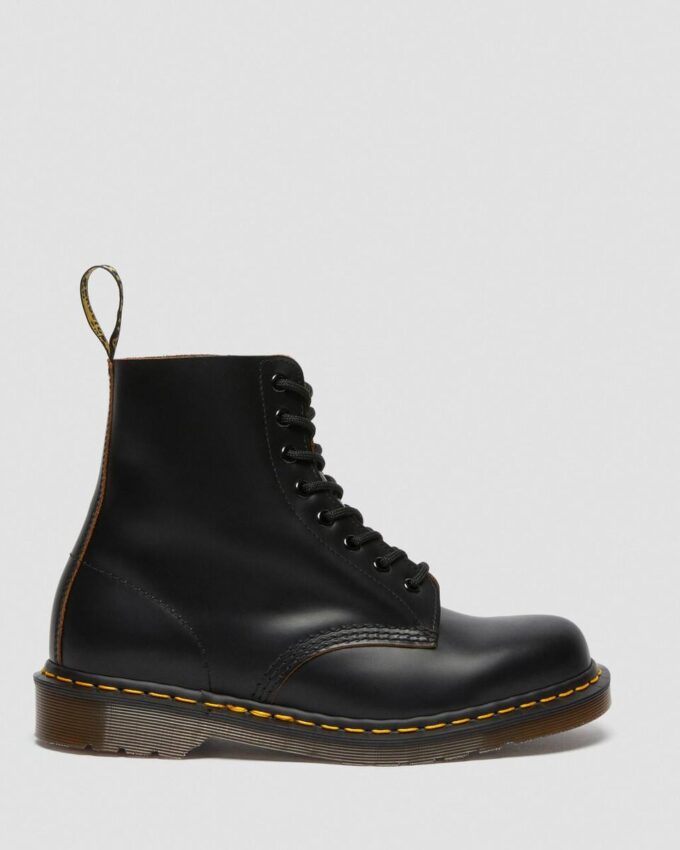 1460 Vintage Made in England Leather Lace Up Boots 1460 Vintage Made in England Leather Lace Up Boots