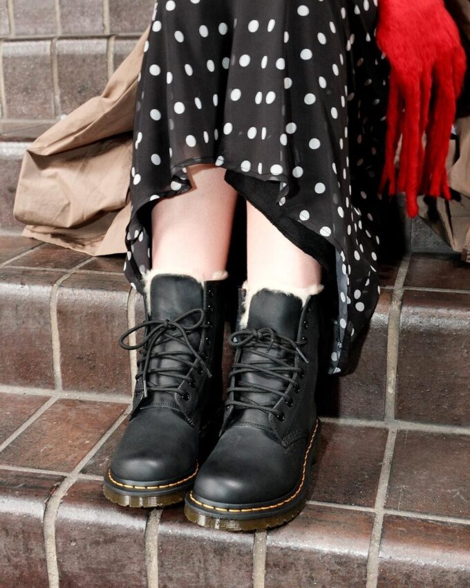 1460 Women's Faux Fur Lined Lace Up Boots 1460 Women's Faux Fur Lined Lace Up Boots