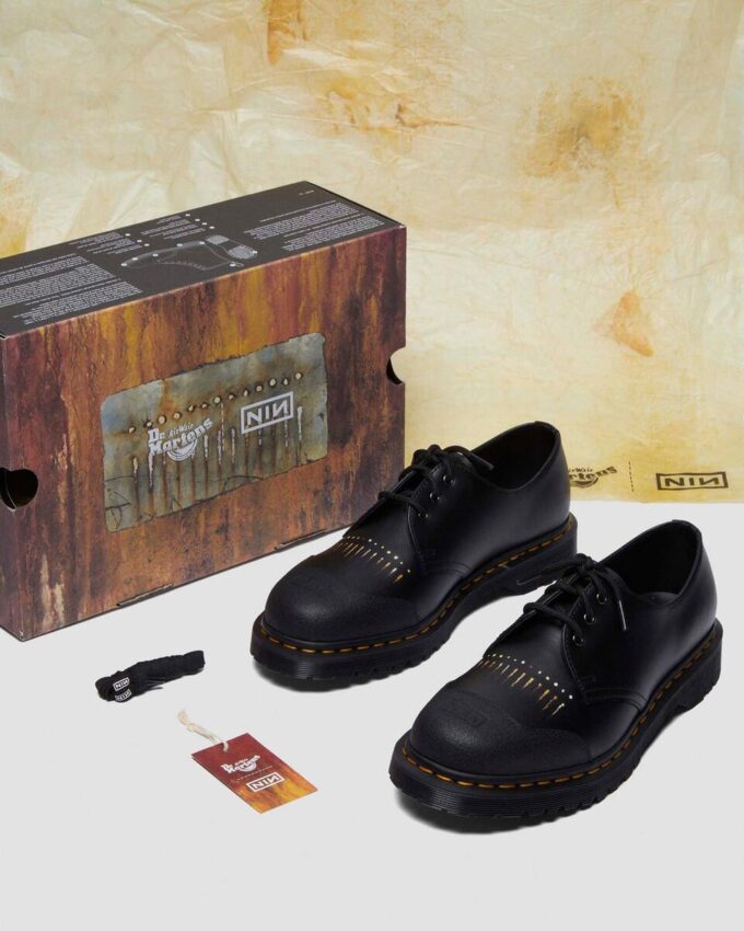 1461 Nine Inch Nails Leather Oxford Shoes 1461 Nine Inch Nails Leather Oxford Shoes