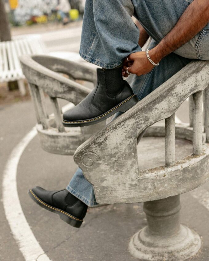 2976 Ambassador Leather Chelsea Boots 2976 Ambassador Leather Chelsea Boots