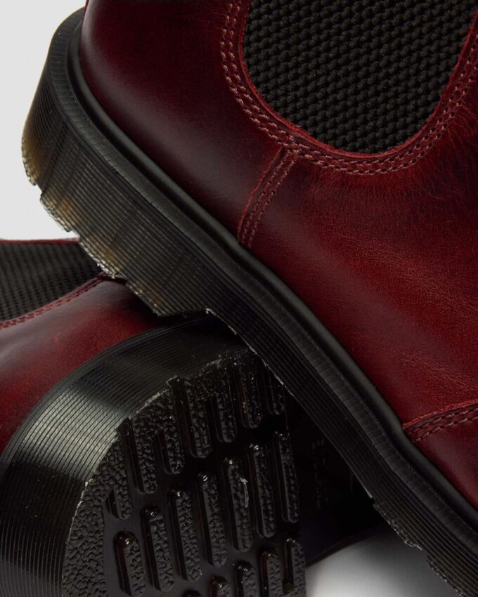 2976 Made In England Classic Calf Leather Chelsea Boots 2976 Made In England Classic Calf Leather Chelsea Boots
