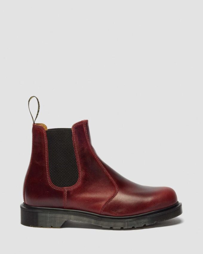 2976 Made In England Classic Calf Leather Chelsea Boots 2976 Made In England Classic Calf Leather Chelsea Boots