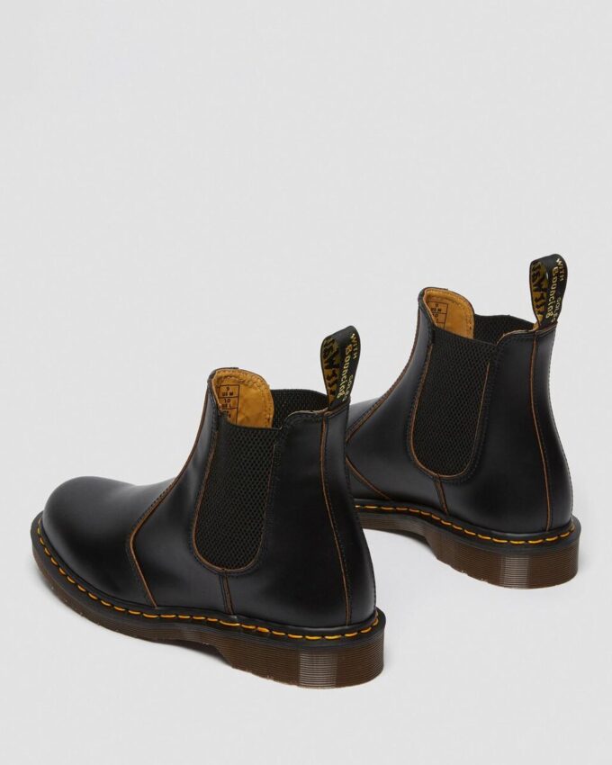 2976 Vintage Made In England Leather Chelsea Boots 2976 Vintage Made In England Leather Chelsea Boots
