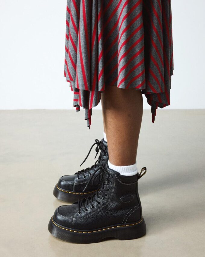 BUZZ 8-EYE Milled Nappa Leather Boots BUZZ 8-EYE Milled Nappa Leather Boots