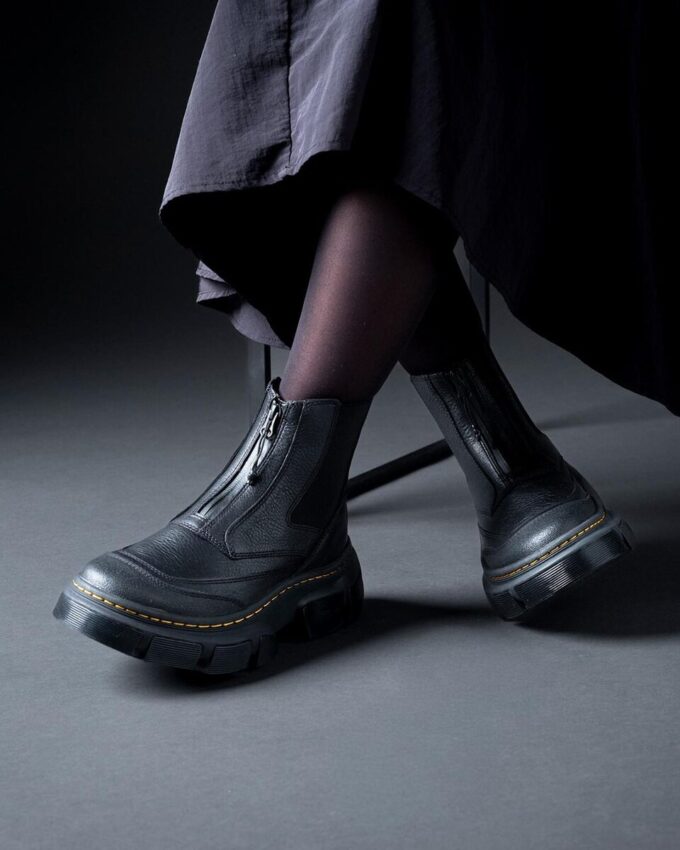 DMXL Zip Leather Chelsea Boots DMXL Zip Leather Chelsea Boots