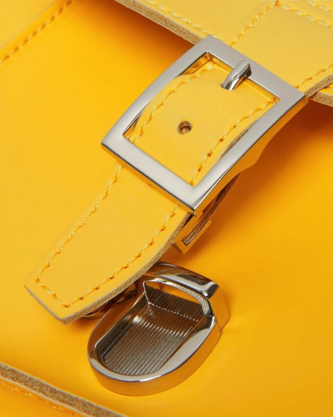 Heart Shaped Hardware Kiev Leather Bag Heart Shaped Hardware Kiev Leather Bag