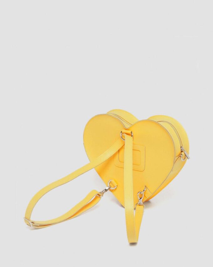 Heart Shaped Hardware Kiev Leather Bag Heart Shaped Hardware Kiev Leather Bag