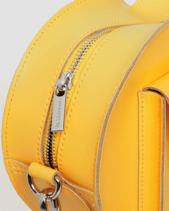 Heart Shaped Hardware Kiev Leather Bag Heart Shaped Hardware Kiev Leather Bag