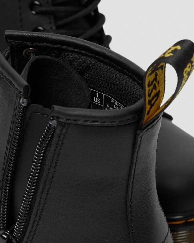 Junior 1460 Softy T Leather Lace Up Boots Junior 1460 Softy T Leather Lace Up Boots