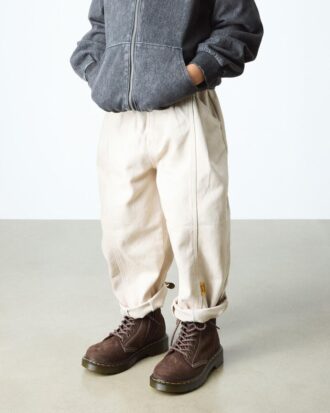 JUNIOR 1460 Tumbled Nubuck Boots JUNIOR 1460 Tumbled Nubuck Boots
