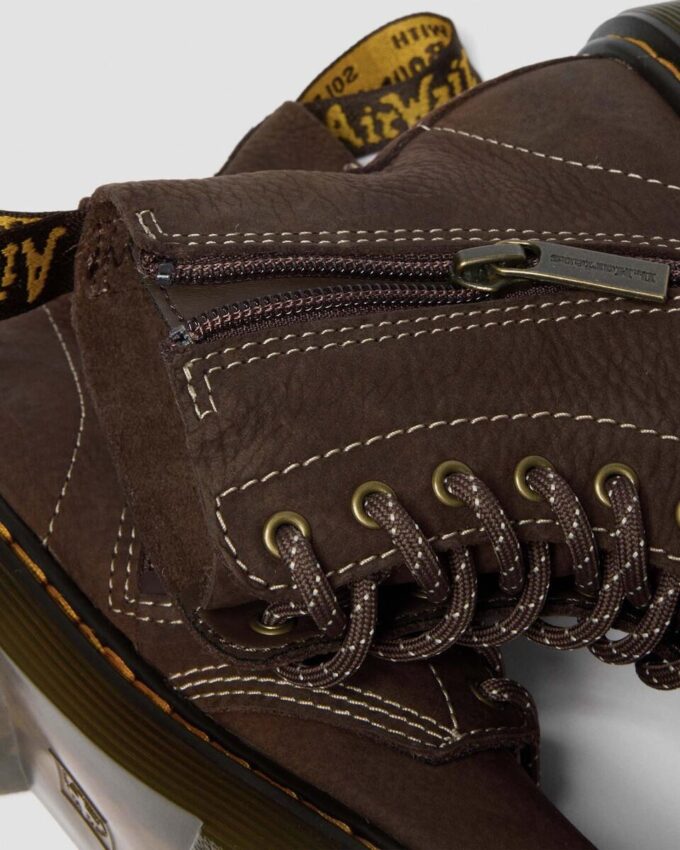 JUNIOR 1460 Tumbled Nubuck Boots JUNIOR 1460 Tumbled Nubuck Boots