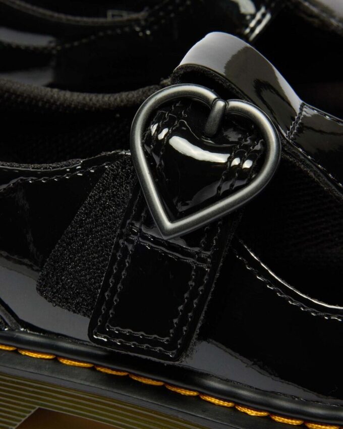 JUNIOR POLLEY II Heart Patent Leather Shoes JUNIOR POLLEY II Heart Patent Leather Shoes