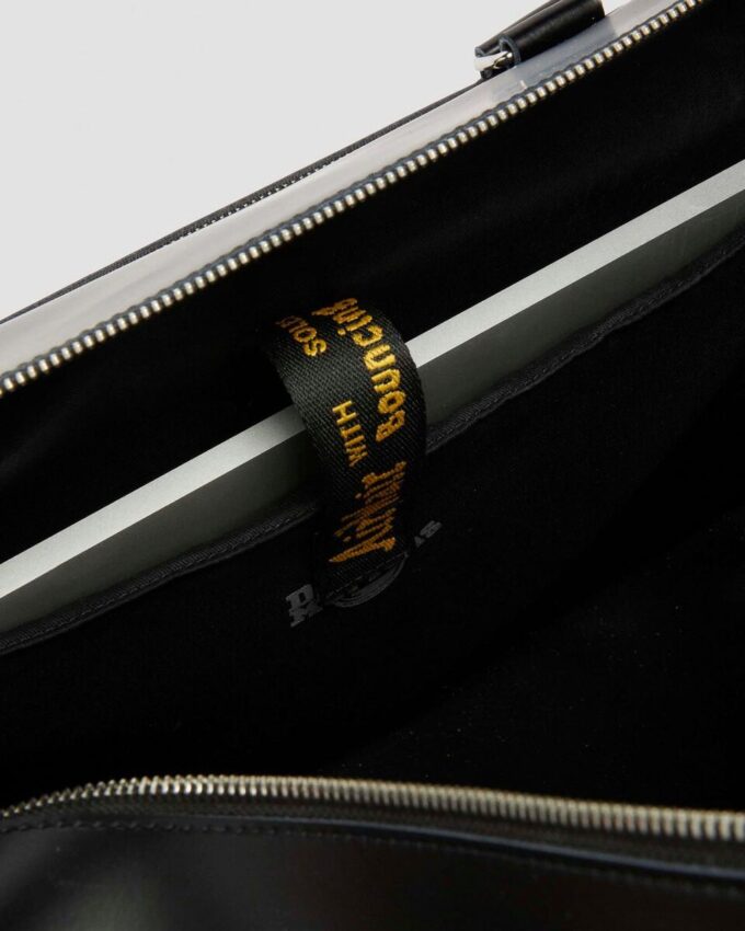 Smooth Leather Weekender Bag Smooth Leather Weekender Bag