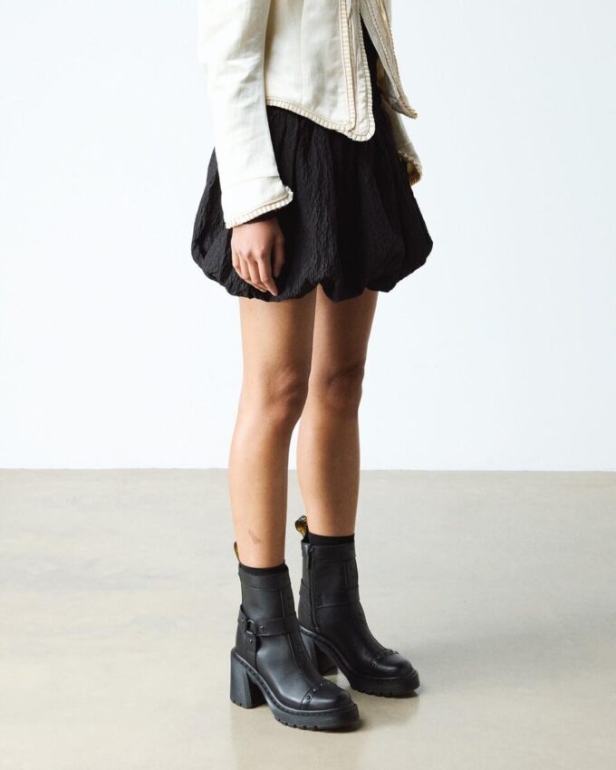 SPENCE HARNESS SENDAL LEATHER HEELED CHELSEA BOOTS SPENCE HARNESS SENDAL LEATHER HEELED CHELSEA BOOTS