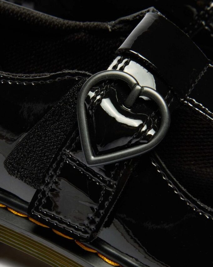 YOUTH POLLEY II Heart Patent Leather Shoes YOUTH POLLEY II Heart Patent Leather Shoes